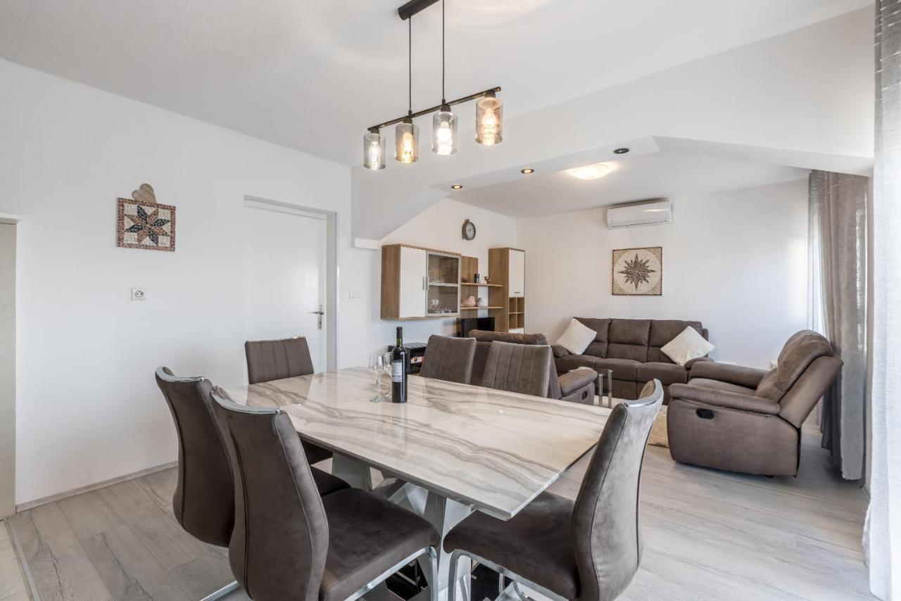 Apartment Bella *